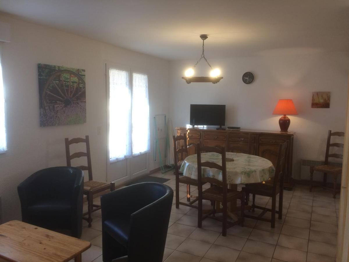 Hotel Les Sentiers Du Causse Lentillac du Causse Exterior foto